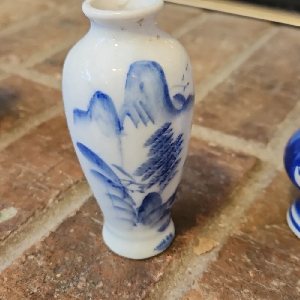 Vintage Chinese Bud Vases Miniature  Set Of 3 Cobalt Blue Asian Cherry Blossoms
